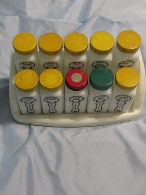 Vintage 1950s GRIFFITH'S 10 Milk Glass Spice Jars Set Mustard Yellow Lids w/Rack